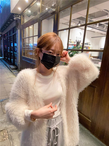 韩国代购  波拉家超美的牛奶白毛衣外套超仙