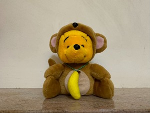 迪士尼中古小熊维尼噗噗  动物系列猴子变装脖子挂香蕉毛绒玩偶