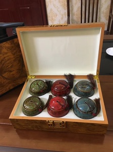金骏眉滇红正山小种滇红茶精美礼盒装三大名茶组合装一提六罐