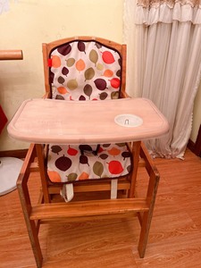 荟智餐椅可以拆分当儿童桌子和椅子