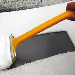 汽车用除雪铲刮雪板 车用扫雪工具除霜除冰雪铲子不伤车玻璃包邮