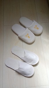 白色拖鞋，一厚一薄，2双一共3元，防滑一次性拖鞋居家待客酒店