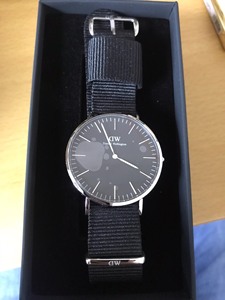 DW男士手表，全新，带包装盒，质量保证