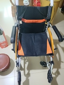 金昌达铝合金折叠轮椅，可折叠，车身轻便，护理手刹，制动性良好