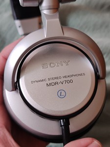 Sony索尼v700DJ头戴式监听发烧耳机编曲打碟DJ混音专