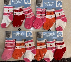 全新品牌carters女童3岁纯棉袜子，全新全新，带防滑底，