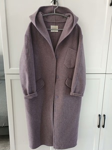 慕拉大衣  简单耐看的款式 版型好 面料厚实挺括 做工超赞
