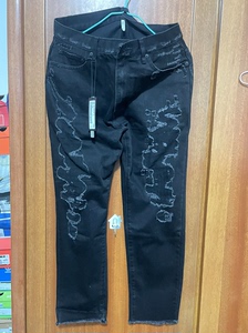 5CM 男士黑色破坏修身长裤 裤长96cm 裤头32码 版型