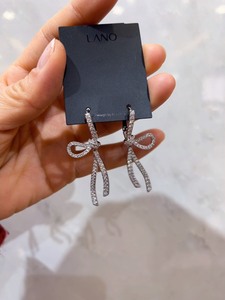 兰诺LANO蝴蝶结流苏耳环新款高级感耳钉小众设计冷淡风耳饰，