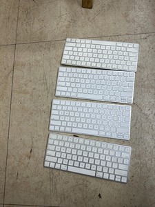 苹果二代可充电键盘鼠标 原装正品 成色可以 鼠标180¥ 键