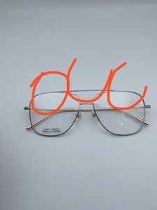 jins双梁眼镜纯钛玫瑰金色因电镀色不均匀有地方是银色有地方