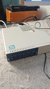 顺丰包邮 NEC 7代迷你小主机准系统主板是B250芯片组。