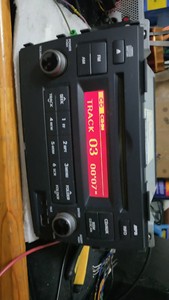 出售一台起亚福瑞迪原车收音机CD机，可插U盘 福瑞迪原厂CD