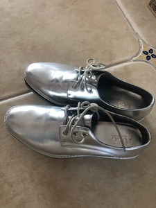 UGG ozlana银色松糕鞋，张惠妹同款，澳洲代购，跟高3