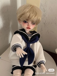 出六分bjd，头是mk虫虫，z头d体，带身上衣服假发眼珠子3