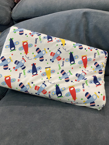 全新儿童天然乳胶枕卡通印花枕头，尺寸44*25，高度5-6厘