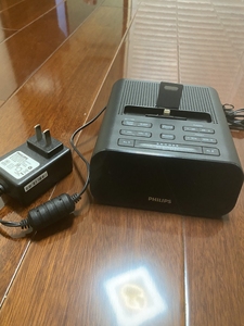 【专柜购】飞利浦时钟收音机AJ3275DZ/93可用于手机充