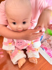 仿真洋娃娃婴儿女孩玩具软硅胶真人新生会说话假小宝宝人偶布玩偶