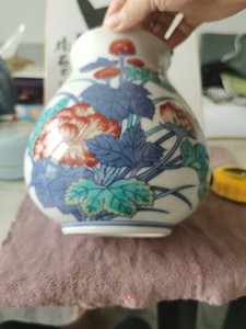 日本回流 今泉今右卫门作 手绘花卉纹瓶  花器 台面花瓶摆件