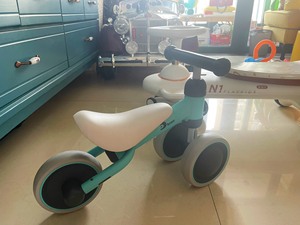 出日本ides儿童滑行车学步车平衡车宝宝滑步车助步车学行车1