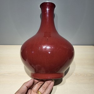 季红 花瓶一个