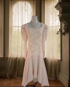 [1307]稀有橘粉色蕾丝盖茨比 | 孤品羊腿袖晨袍婚纱 |