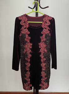 品牌绣花金丝绒中长款旗袍，深紫红色（因拍摄光线原因，实物比图