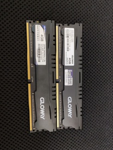 光威DDR4 4G 2400 拆机内存条 有两根 不单出 其