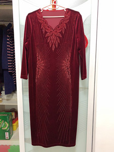 全新高档丝绒深红色收身旗袍裙