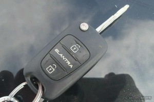 现代 远程匹配汽车钥匙 伊兰特 名图 ix35 索纳塔 途胜