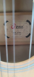 ZEALUX吉他