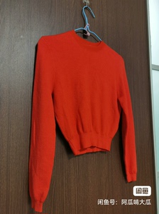 #上衣 欧时力S码春秋橙色长袖短款针织衫，长度到腰部。