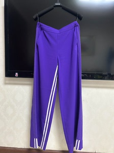 DNCY全新紫色长裤，料子好，颜色也好[含羞]