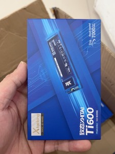 致钛ti600 1Tb pcie4.0固态 卖8片。读700