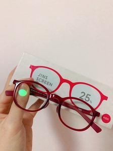 JIN'S SCREEN日本代购的防蓝光儿童眼镜，孩子看电脑