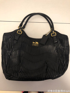 coach麦迪逊经典褶皱款包包，2014年购于北京奥莱专柜，