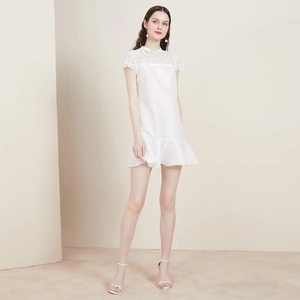 AIVEI艾薇全新夏季甜美蕾丝鱼尾白色连衣裙。品牌型号165