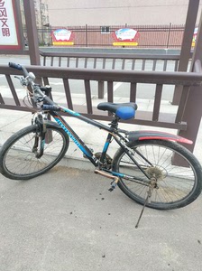 捷安特莫曼顿iride600fs，26寸，禧玛诺指拨21速，