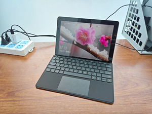 微软Surface go 二合一平板电脑Windows系统