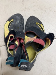 斯卡帕Scarpa黄龙37码成人款攀岩鞋，淘宝官方店购买，脚