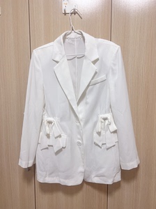 正品太平鸟女装夏装韩版白色西服休闲，宽松版，100到130斤
