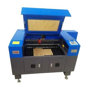 深圳厂家供应纸板打样机瓦楞纸箱打样机激光切割机纸盒打样机