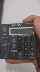 索尼 SONY ICF SW1数字便携全波段收音机！
