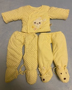 闲置 九成新，可爱小兔子三件套59码小婴儿衣服棉衣厚款。