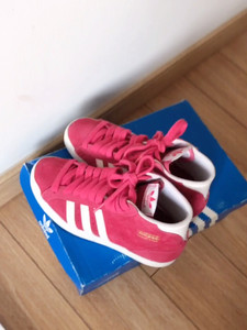 阿迪达斯adidas三叶草火焰粉桃红玫粉色高帮运动女鞋跑鞋板