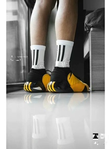 哈登7代篮球袜子男高筒新款毛巾底防滑运动球袜专业精英加厚球鞋