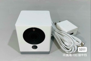 小方智能摄像头   型号：isc5    功能完好。可WIF