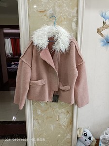 滩羊毛领皮毛一体大衣短外套宽松蝙蝠袖杏粉色羊羔绒棉服时尚个性