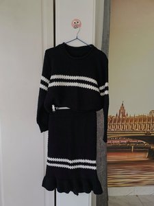 韩国韩系毛衣套装两件套 韩国小姐姐 黑色圆领粗线针织气质毛衣
