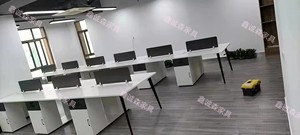 武汉鑫诚森办公家具发货办公桌2/4/6人位工位桌员工电脑桌职
